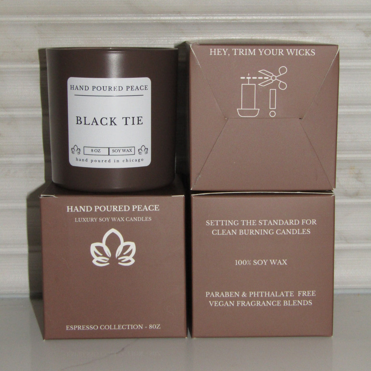 BLACK TIE CANDLE (8OZ)
